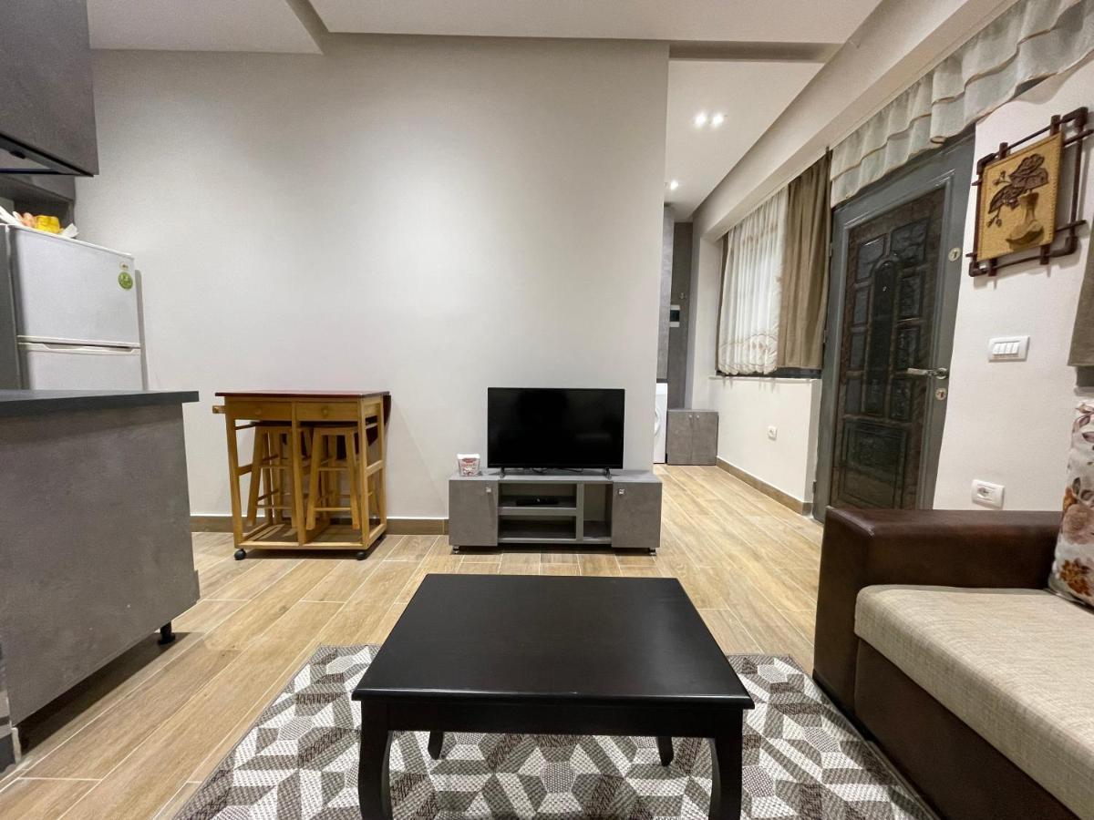 Modern 1 Bedroom City Apartment Tirana Eksteriør billede