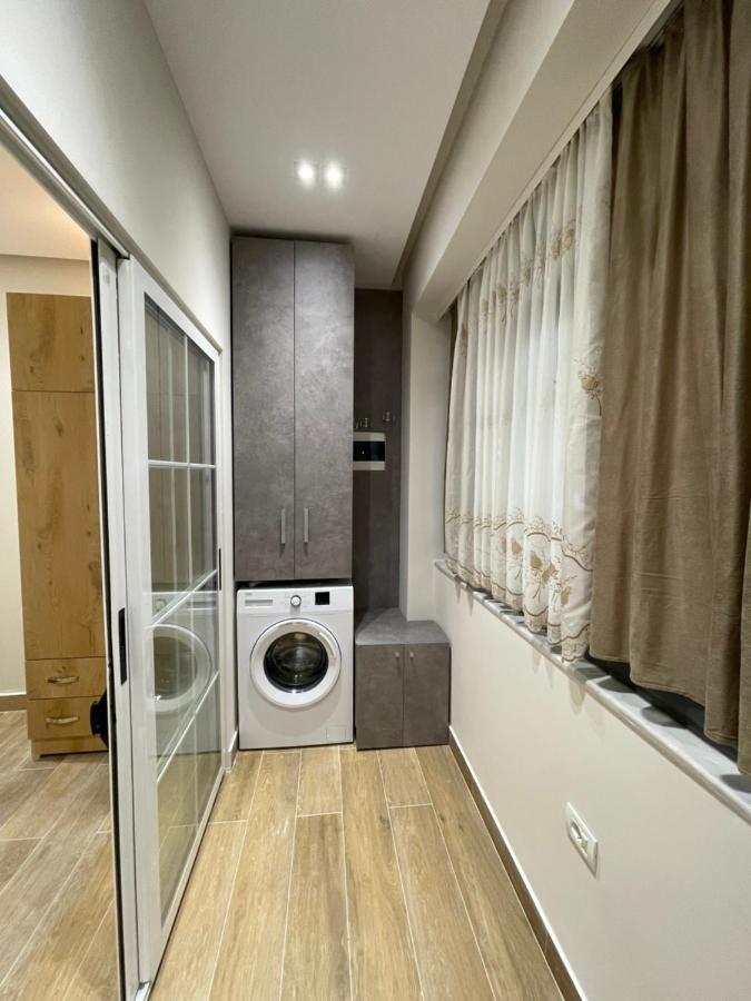 Modern 1 Bedroom City Apartment Tirana Eksteriør billede